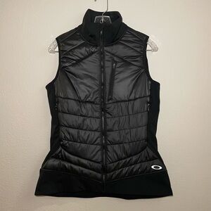 Women Oakley Vest Black Full Zip Puffer Quilted Lightweight Size Medium